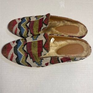 Universal Thread Multicolor Patterned Mules 11